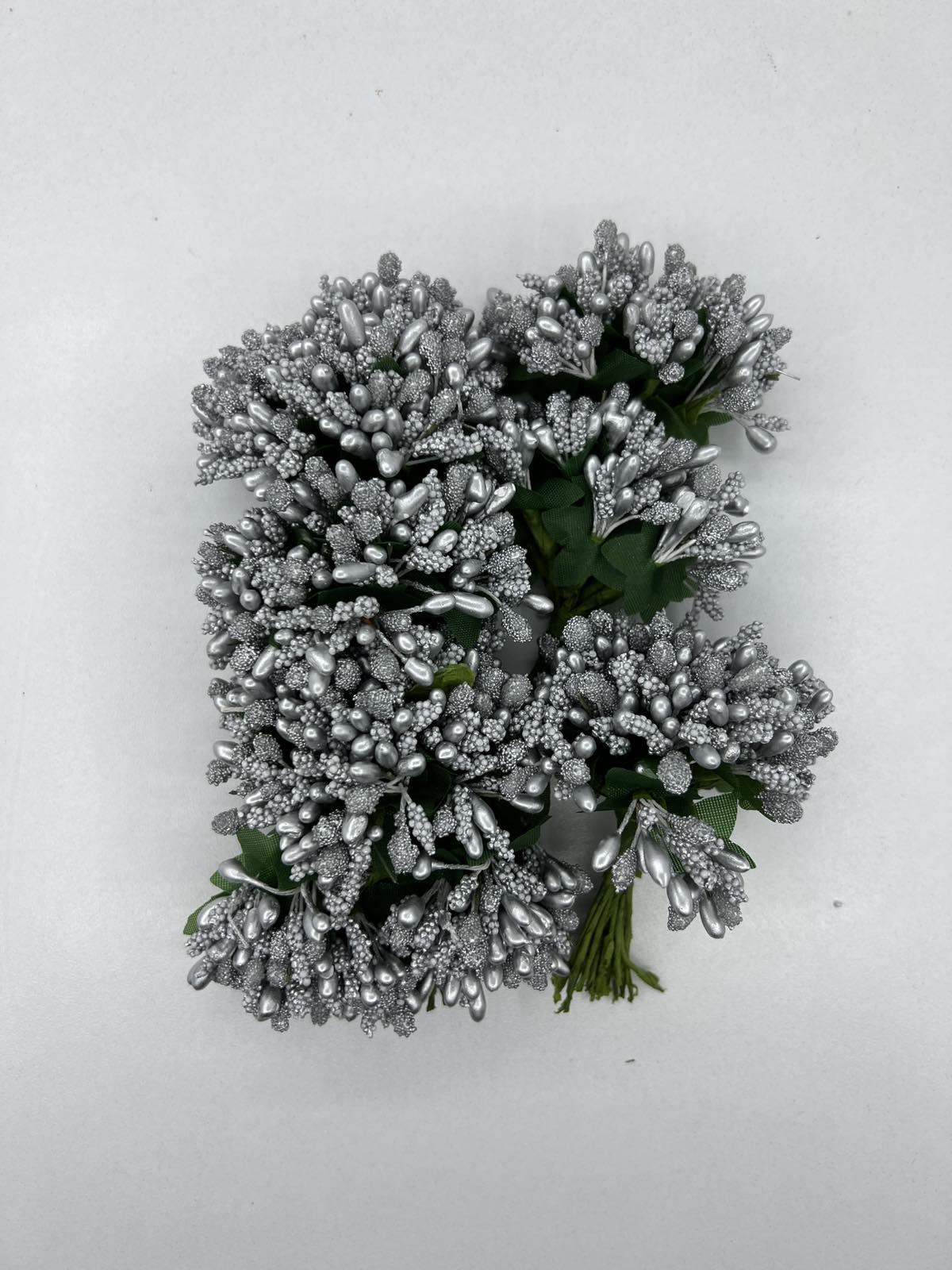 Тичинки злато и сребро