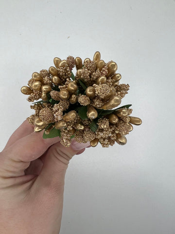 Тичинки злато и сребро