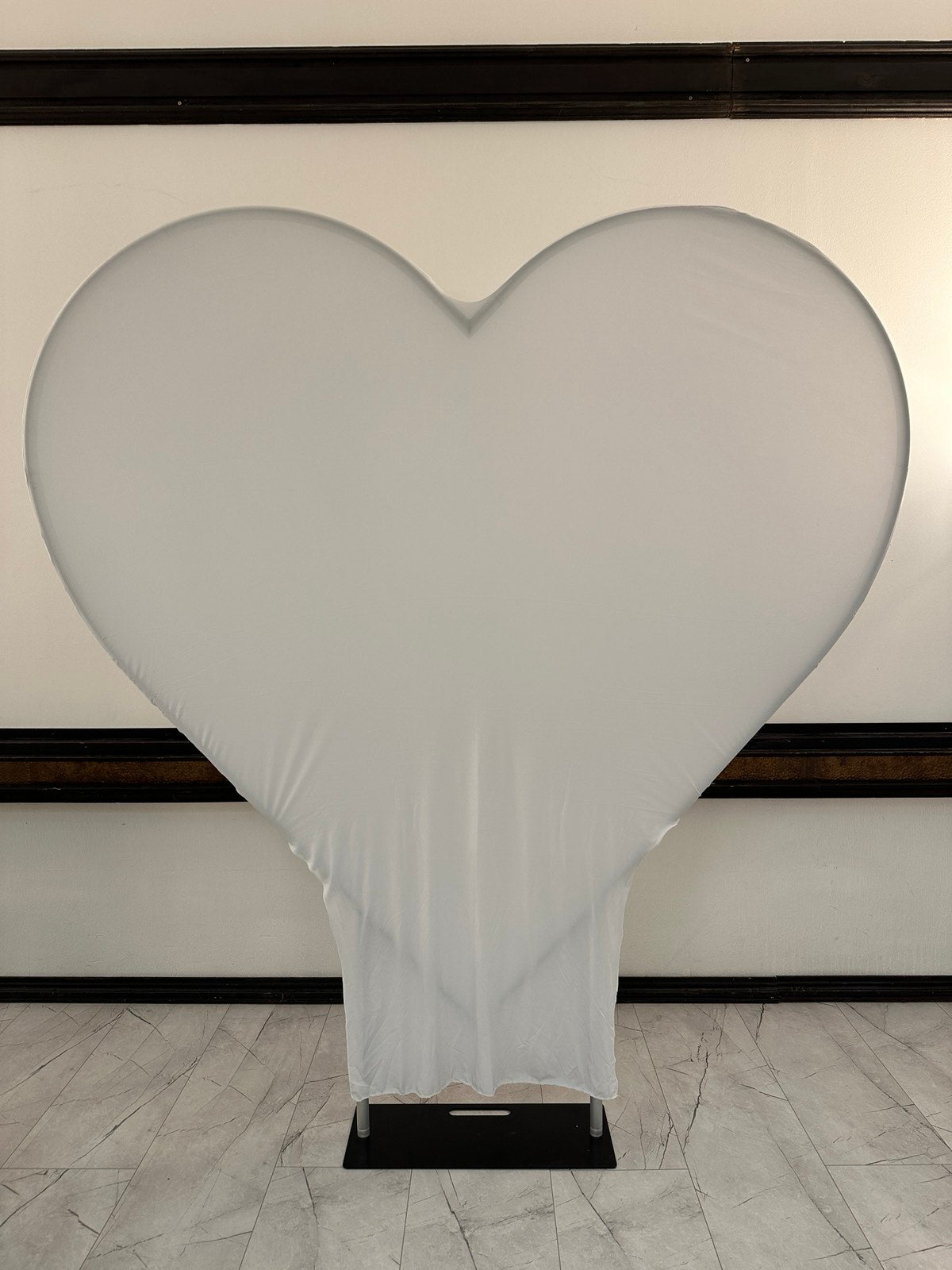 Алуминиева арка сърце