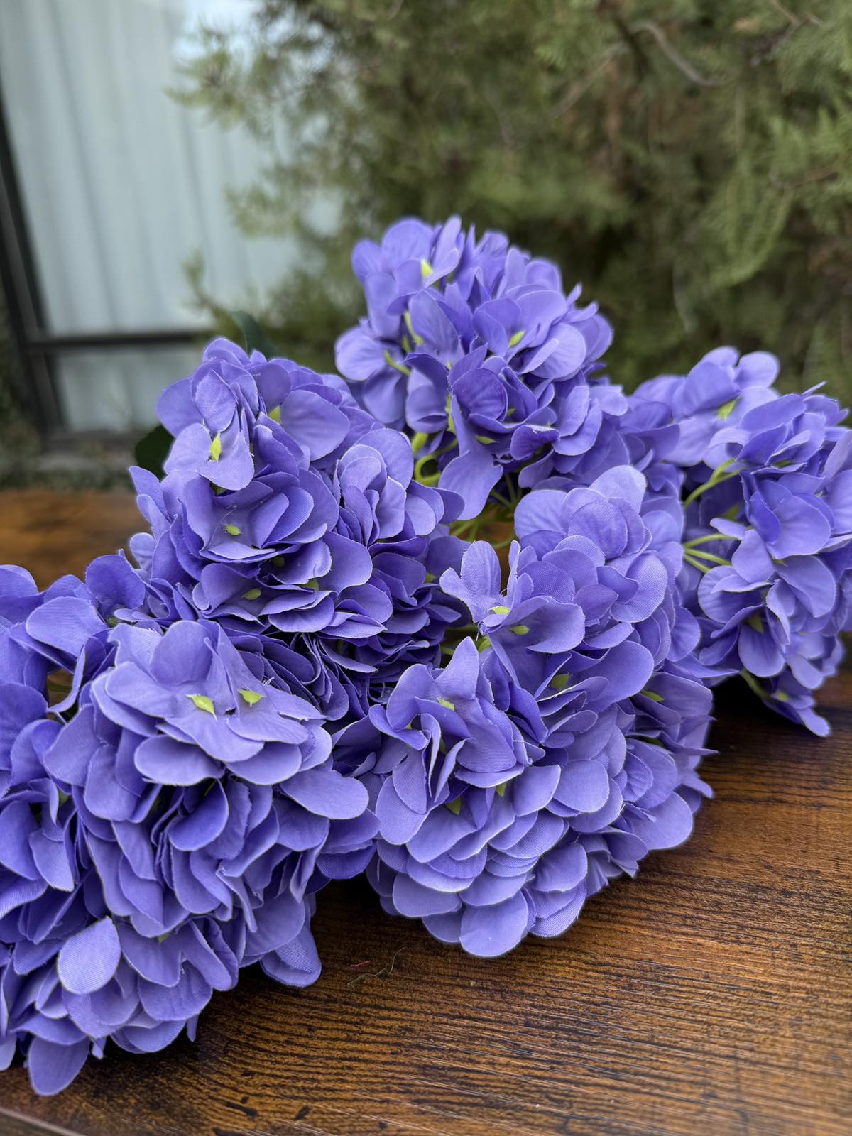 Букет ярка хортензия лилава