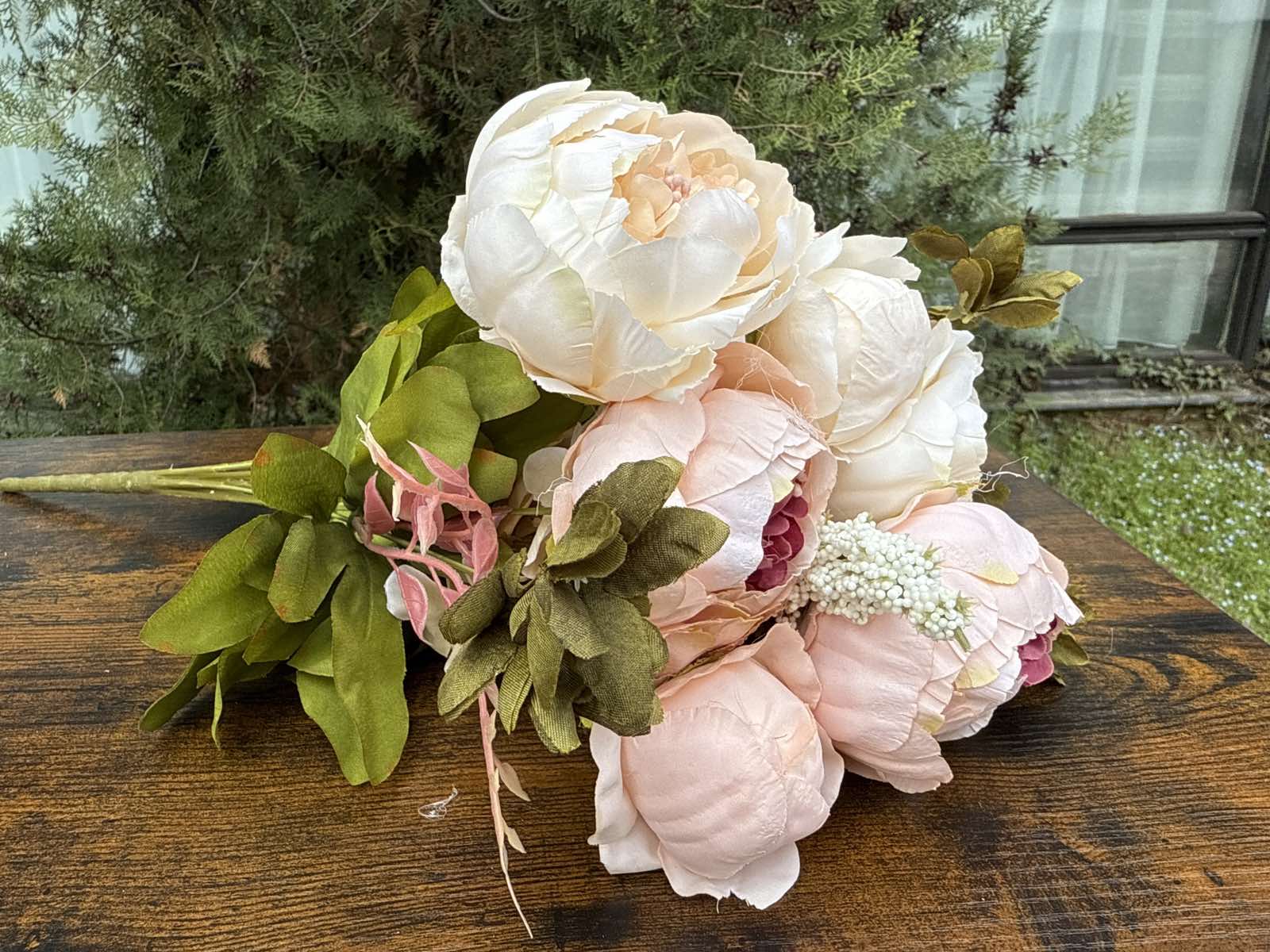 Едър божур смес.китка пудра