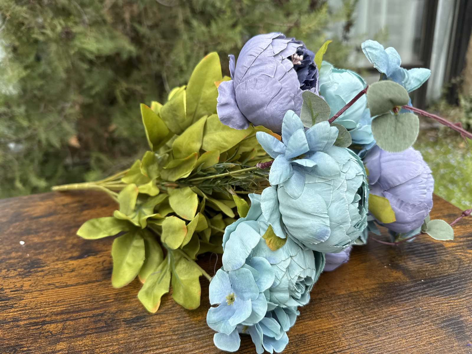 Едър божур смес.китка син