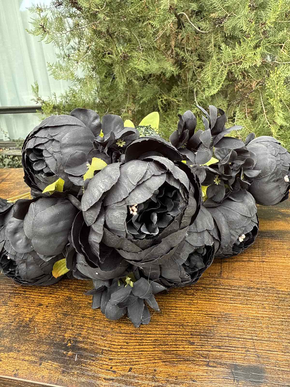 Едър божур смес.китка черен