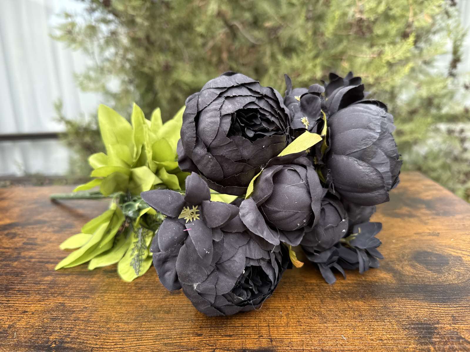 Едър божур смес.китка черен