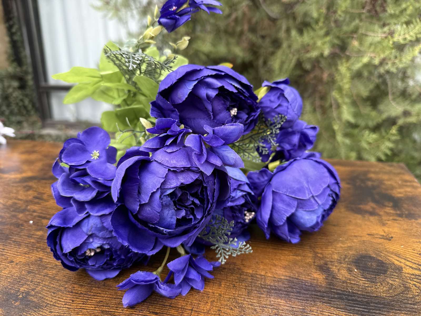 Едър божур смес.китка тъм.лилав