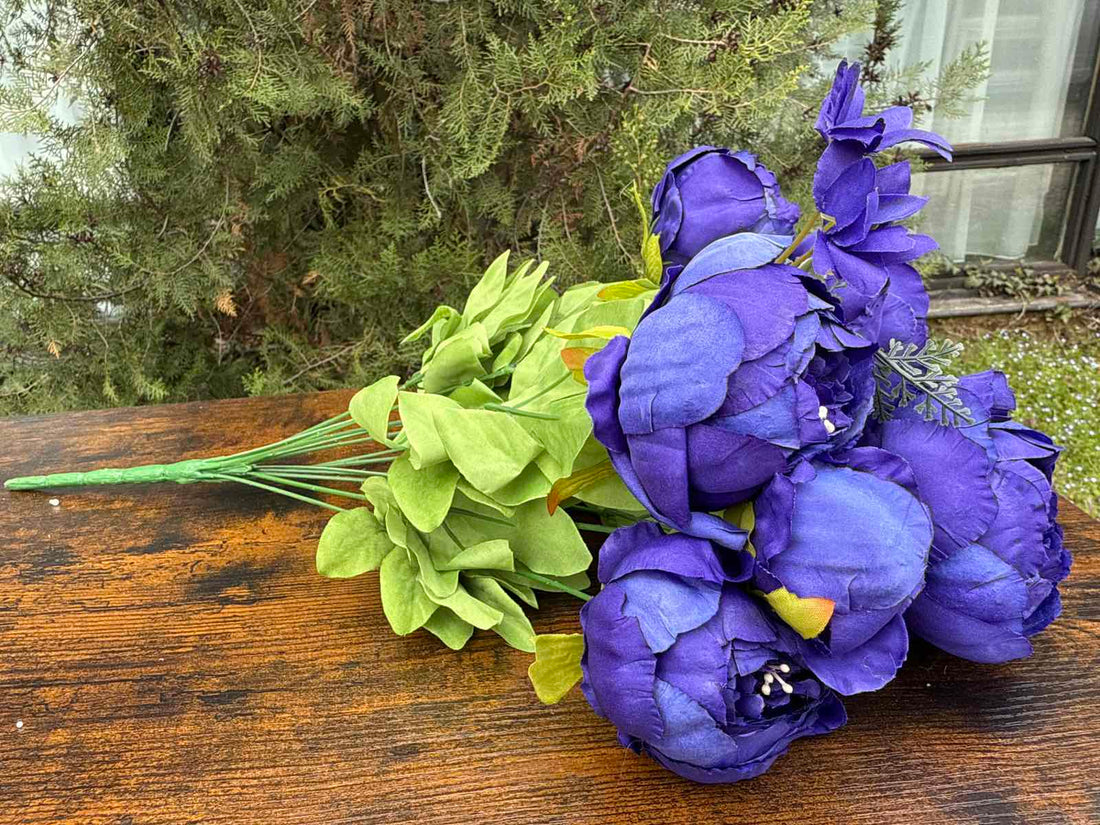 Едър божур смес.китка тъм.лилав