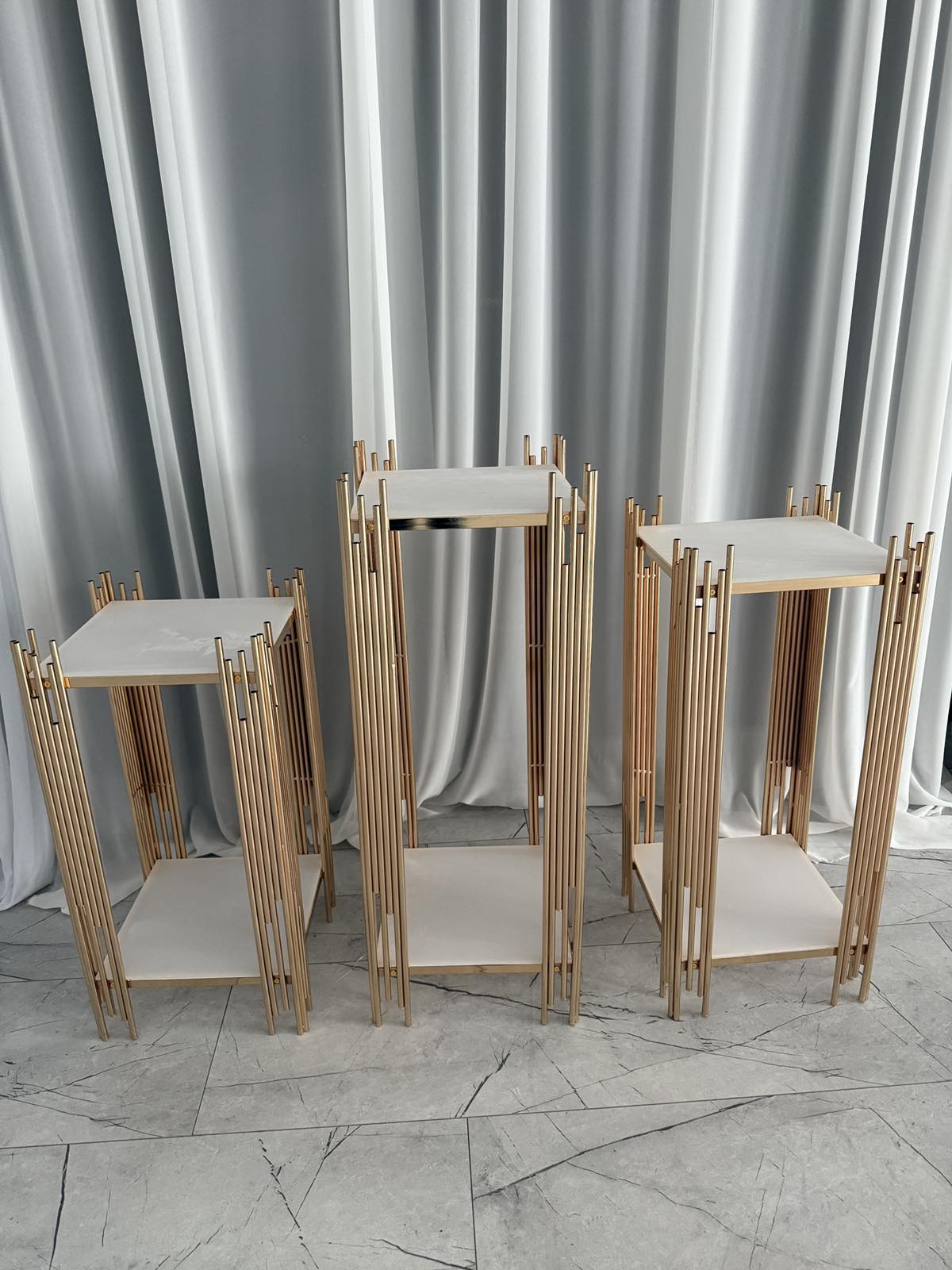 Десертни маси квадрат 3 бр