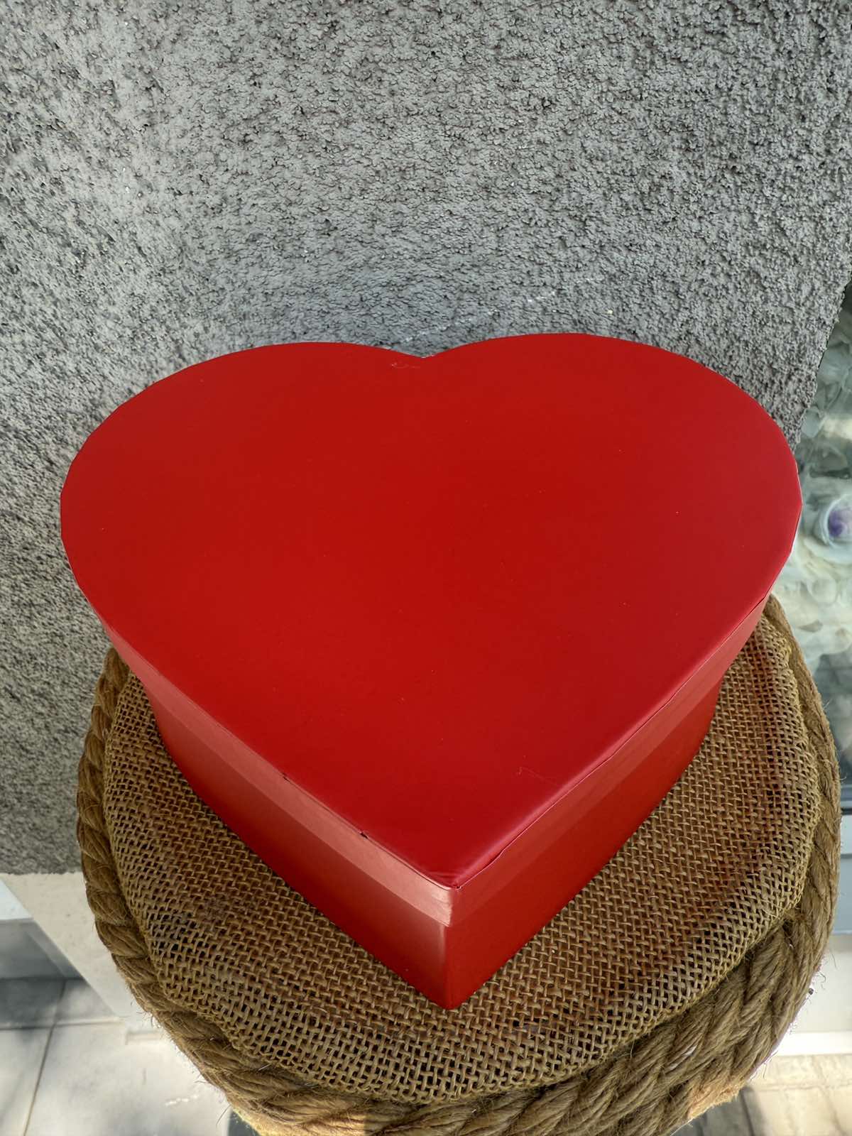 Кутия сърце 4 в 1 червена