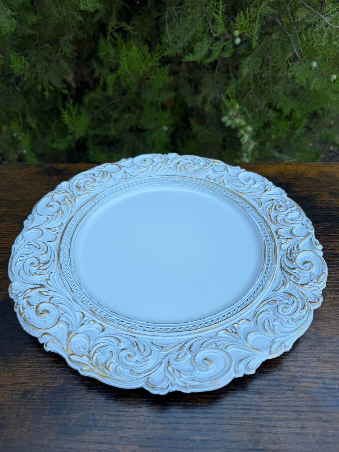 Чиния бял мат орнаменти