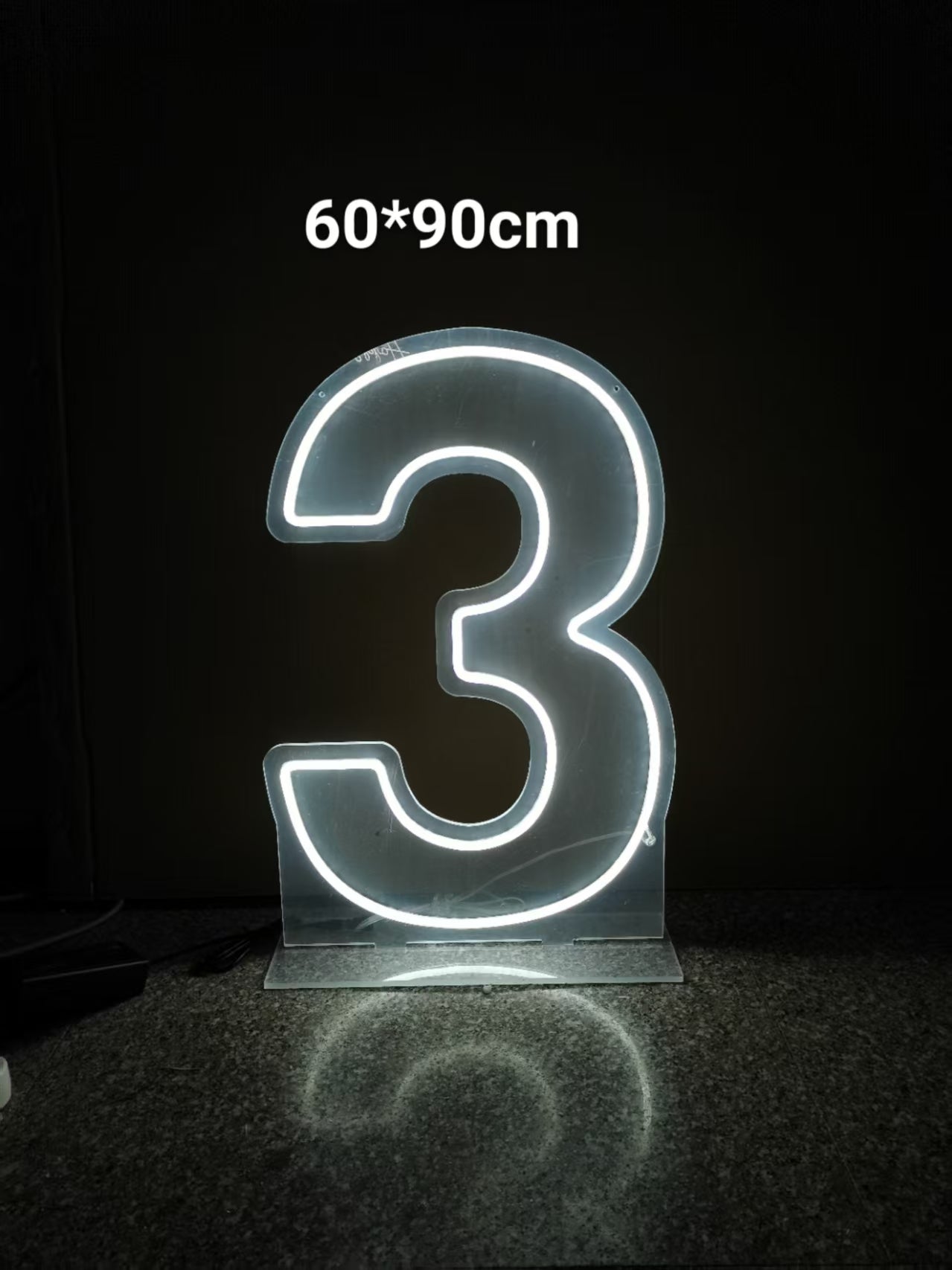 Светещи цифри прозрачни