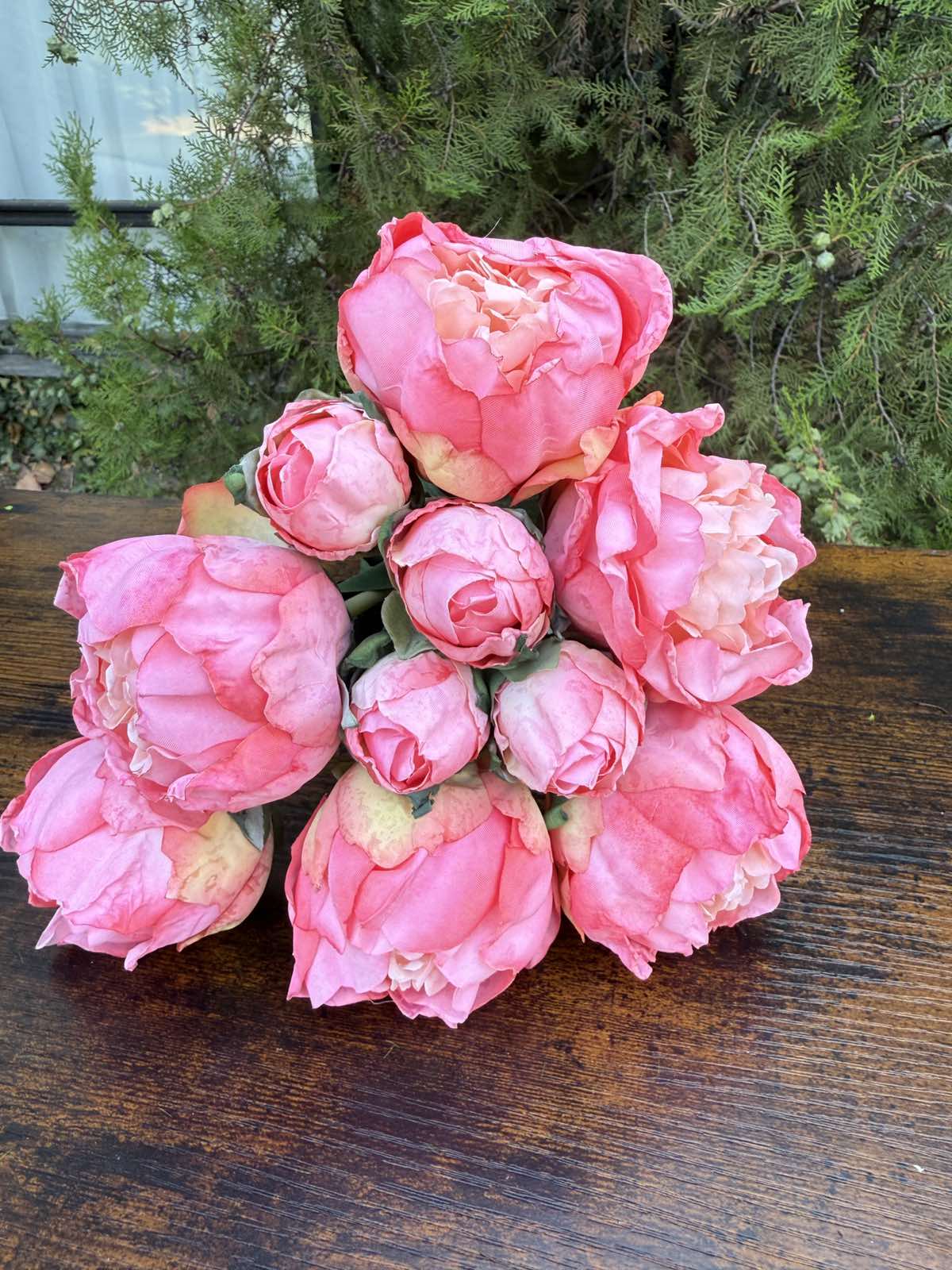 Букет божури