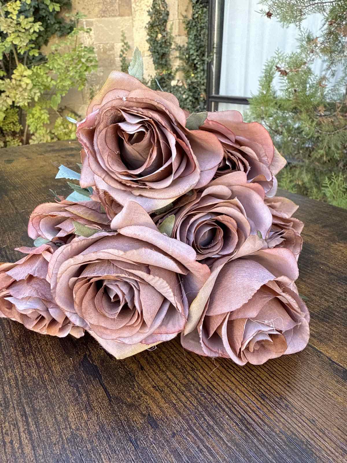 Роза 10 глави кафе