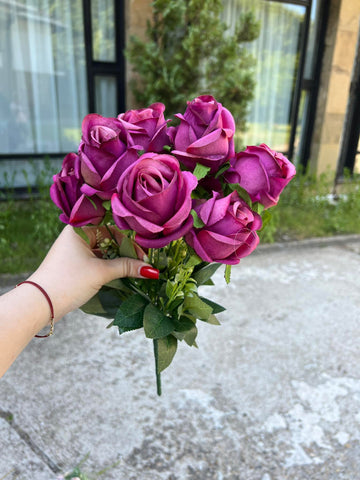 Изкуствена роза 12 глави лилава