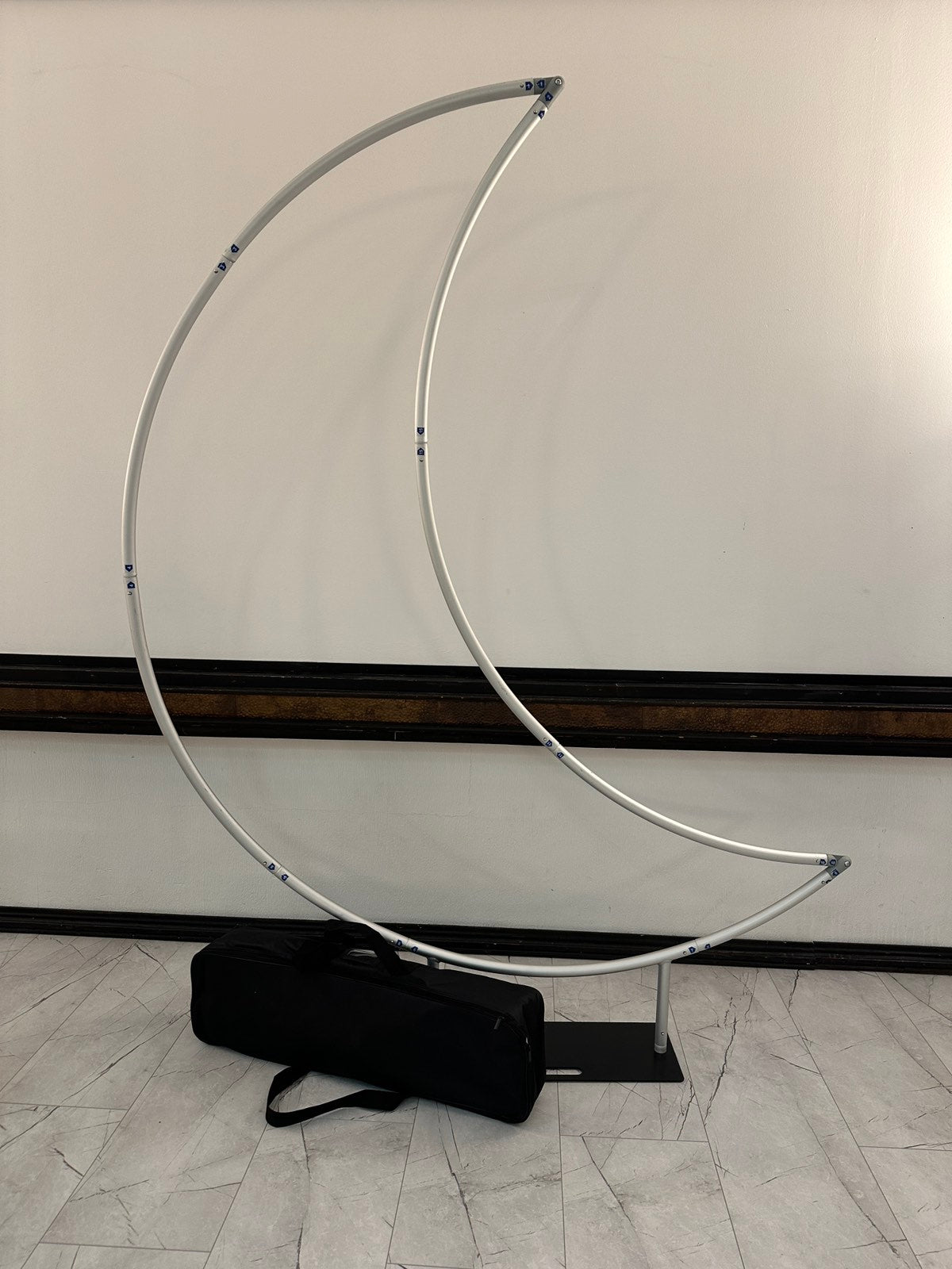 Алуминиева арка луна