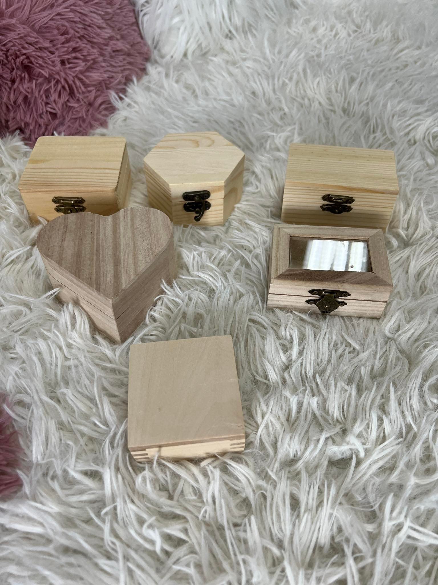 Дървена кутия квадрат 8/8/4