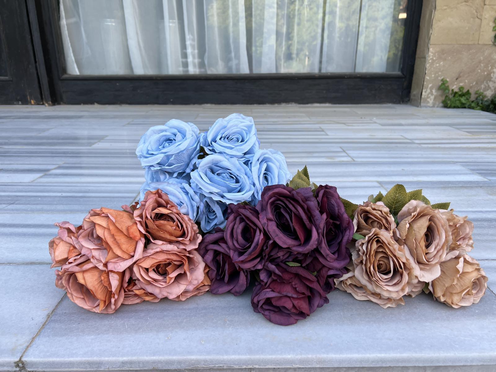 Едра роза 7 глави бордо