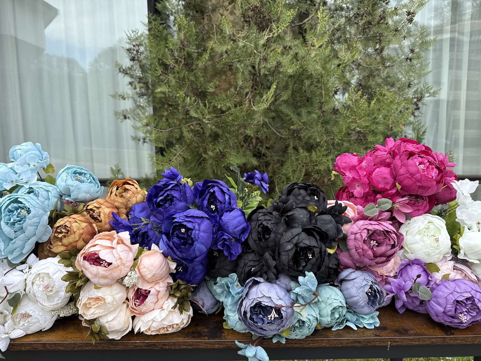 Едър божур смес.китка мента