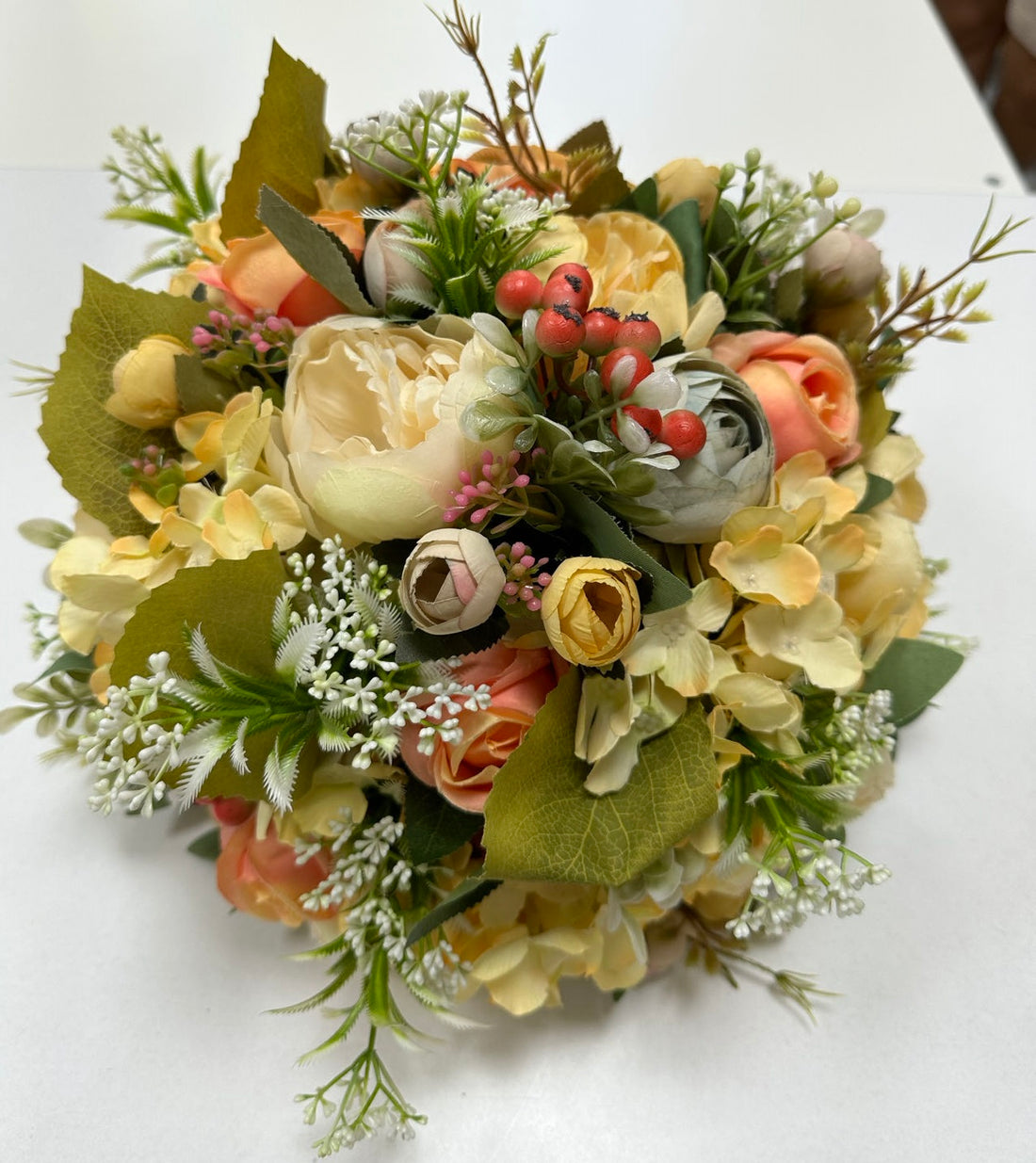 Аранжировка жълта топка