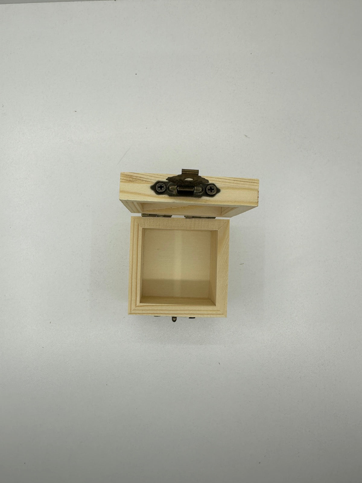 Дървена кутия 4 в 1