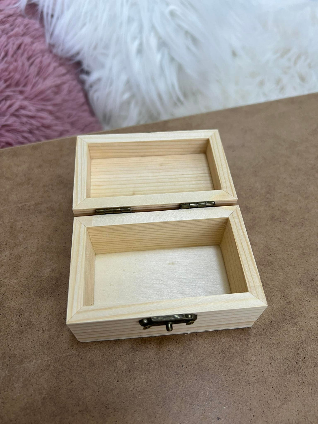 Дървена кутия 9/5.5/5