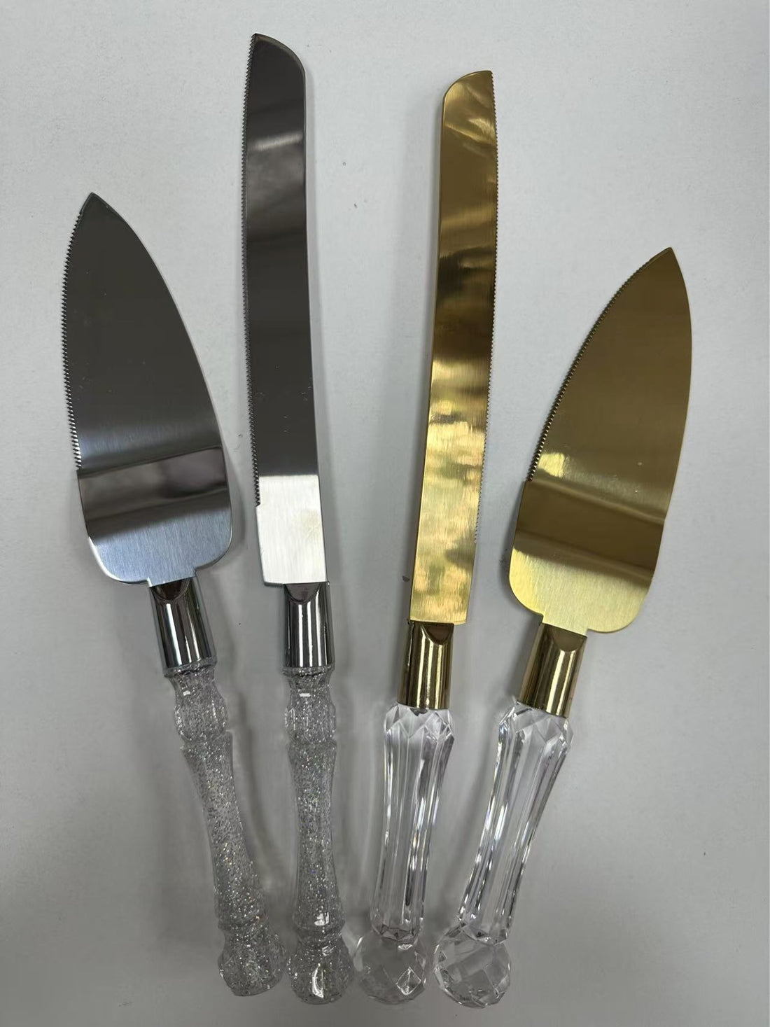 Прибори за торта