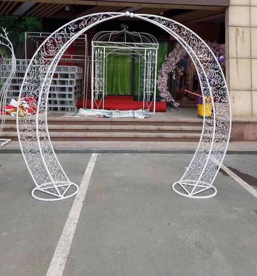 Метална конструкция рог