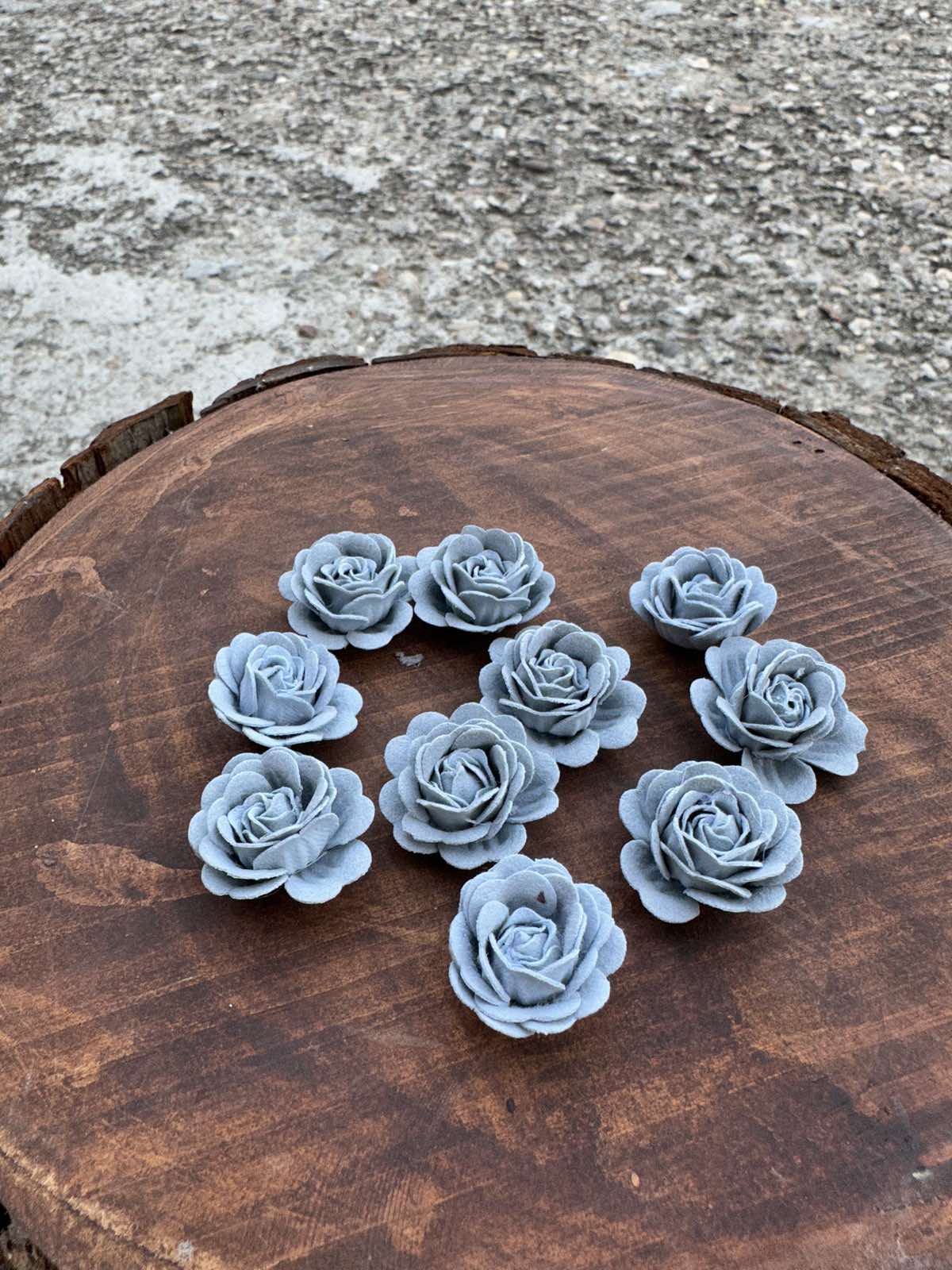 Средна розичка главичка