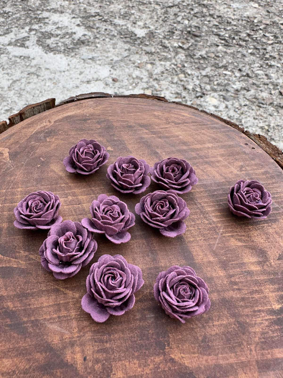 Средна розичка главичка