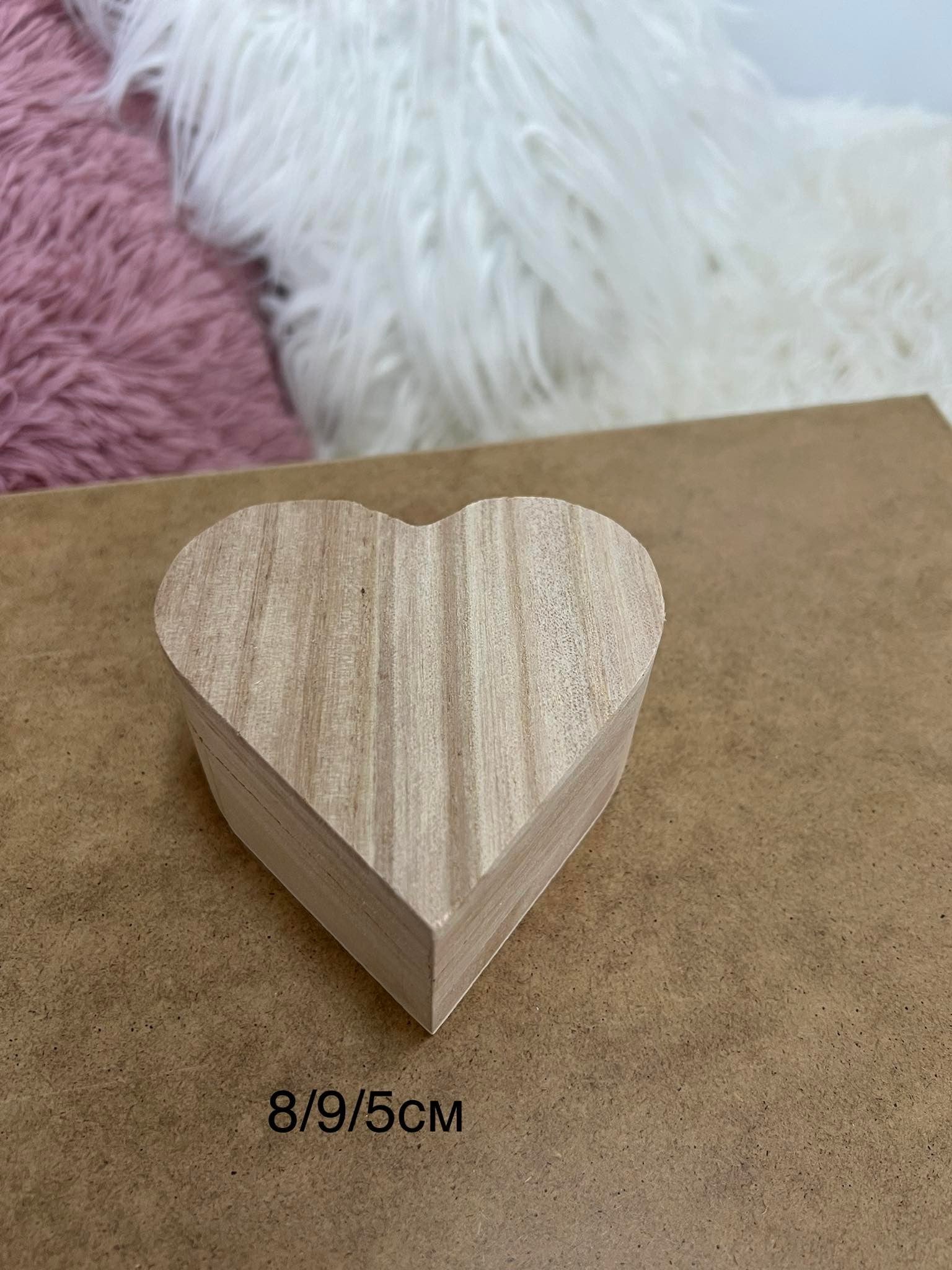 Дървена кутия сърце