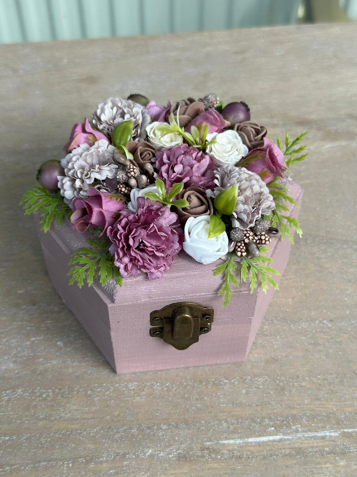 Декорирана кутия шестограм