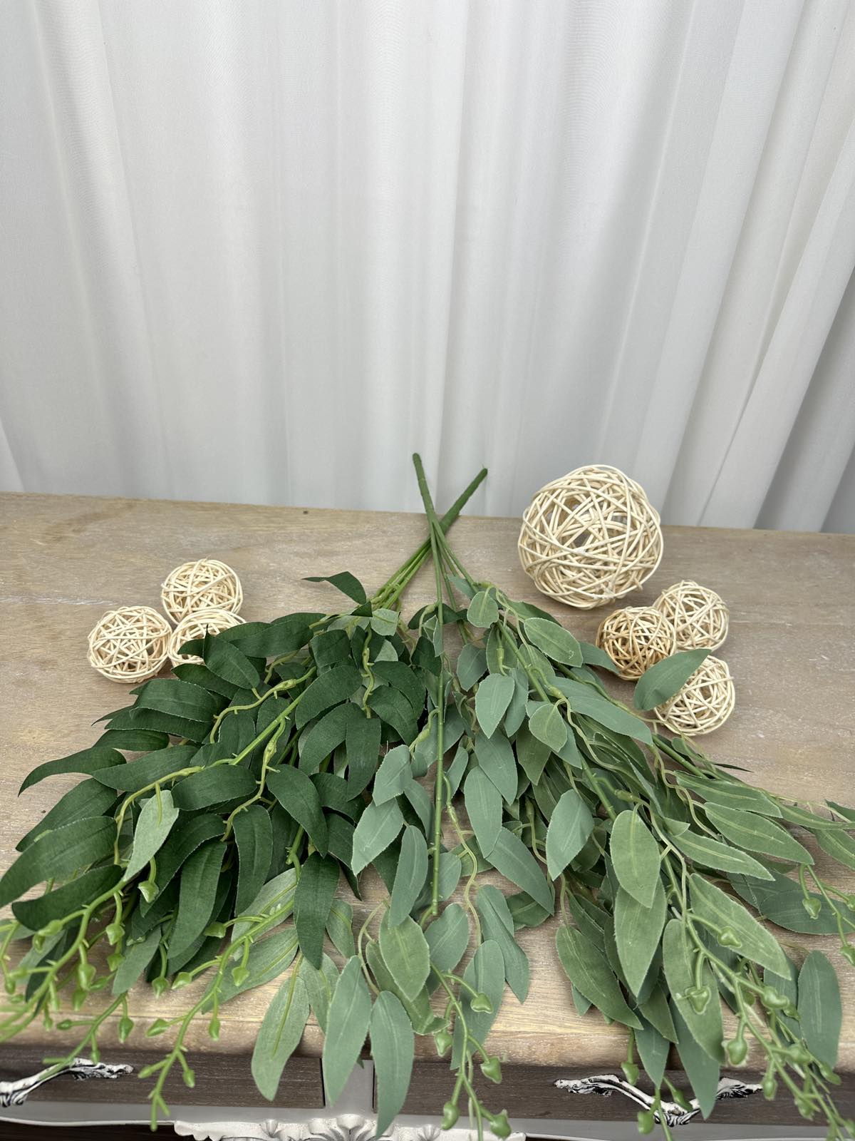 Маслина стрък светла