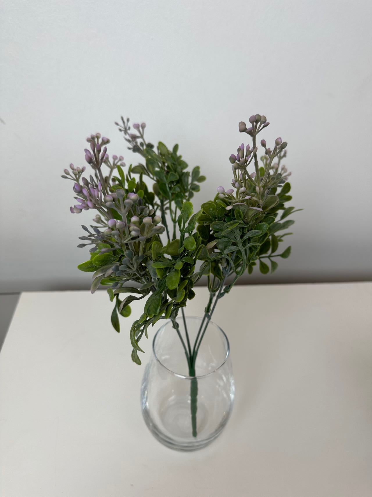 Изкуствена зеленина лилава с пъпки