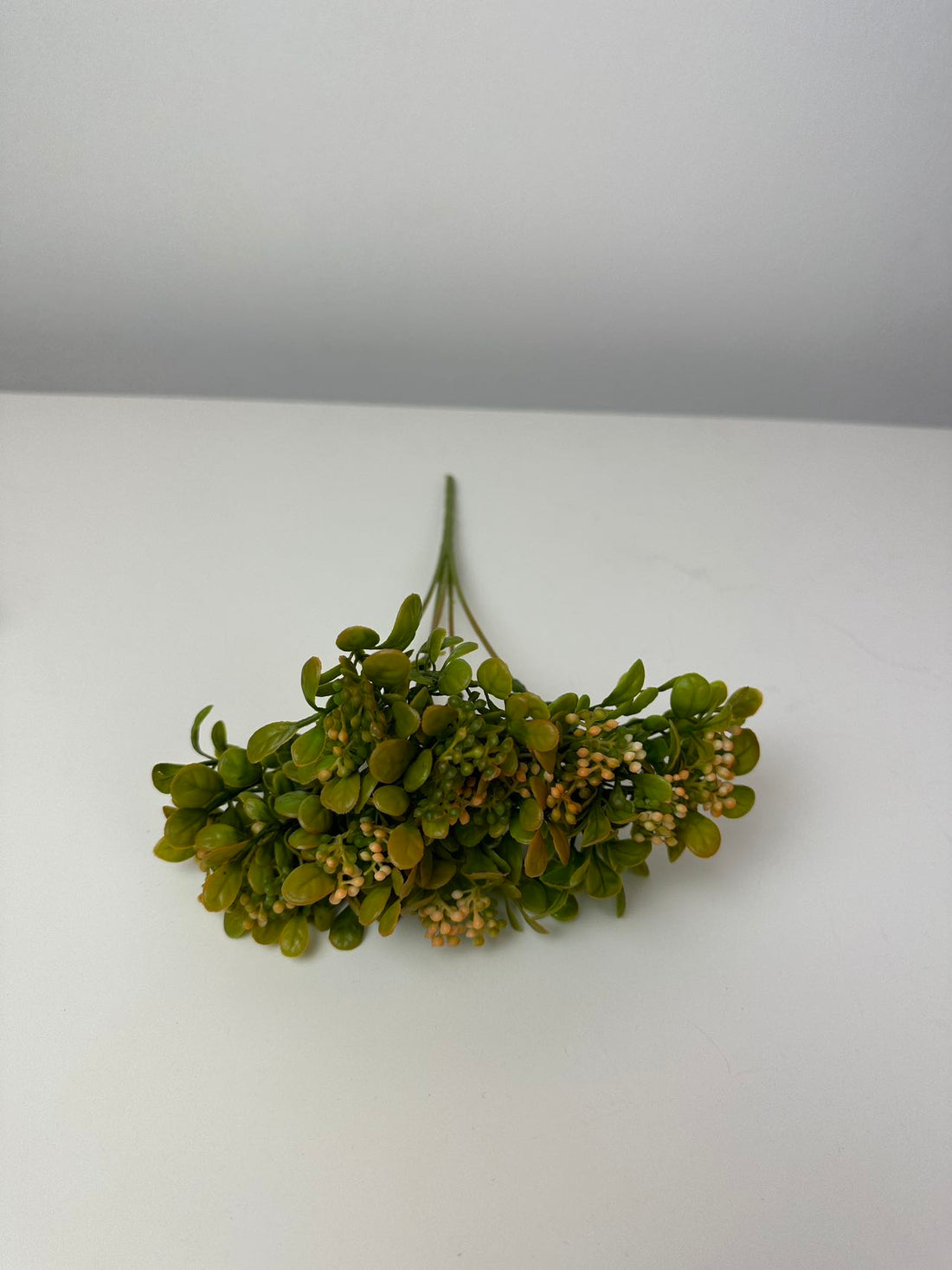 Дребни топчета праскова