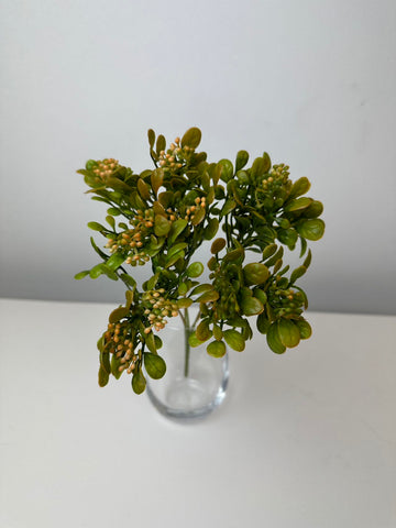 Дребни топчета праскова