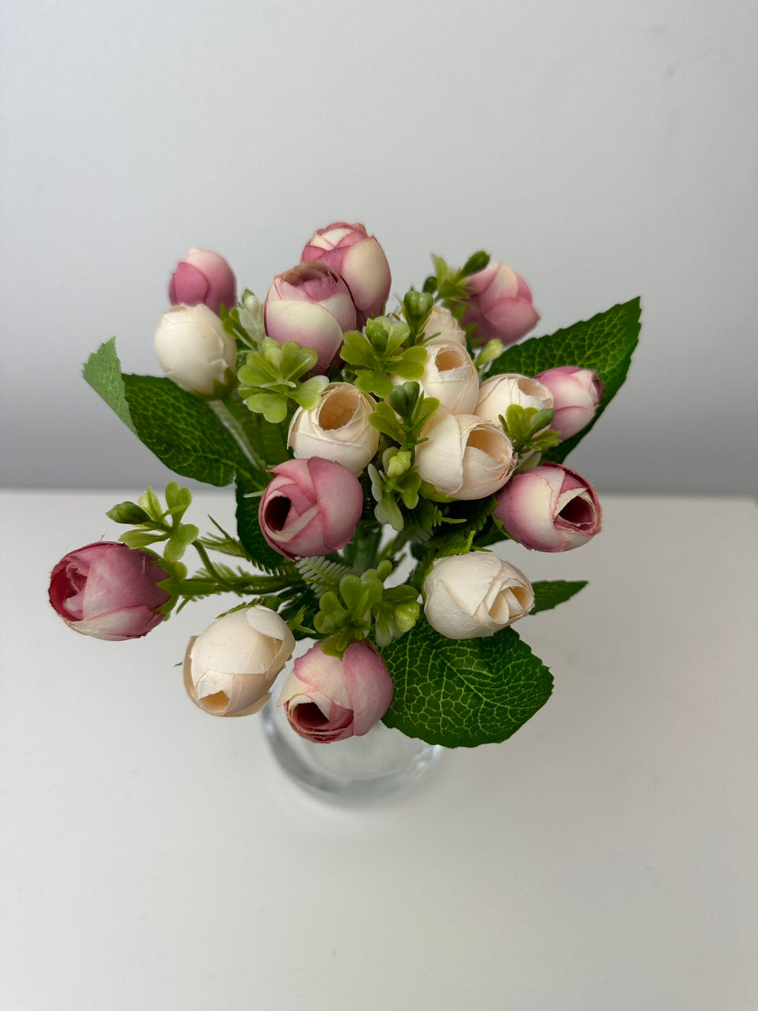 Изкуствени мини божури букет циклама