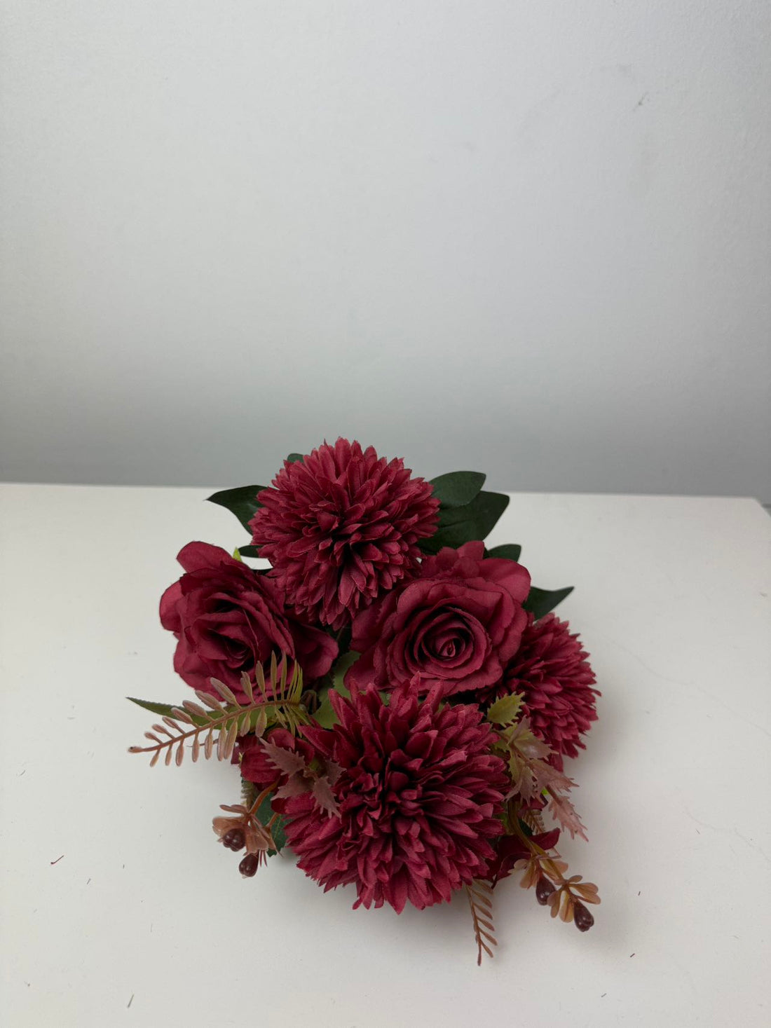 Хризантема с роза бордо