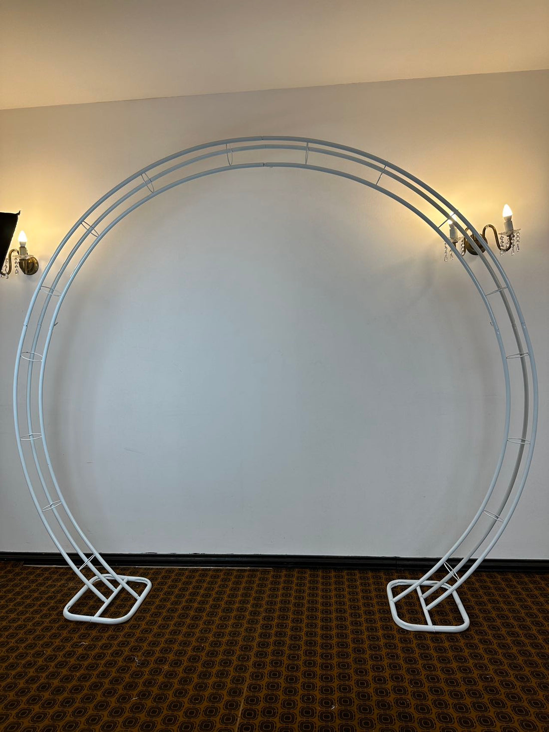 Арка полукръг