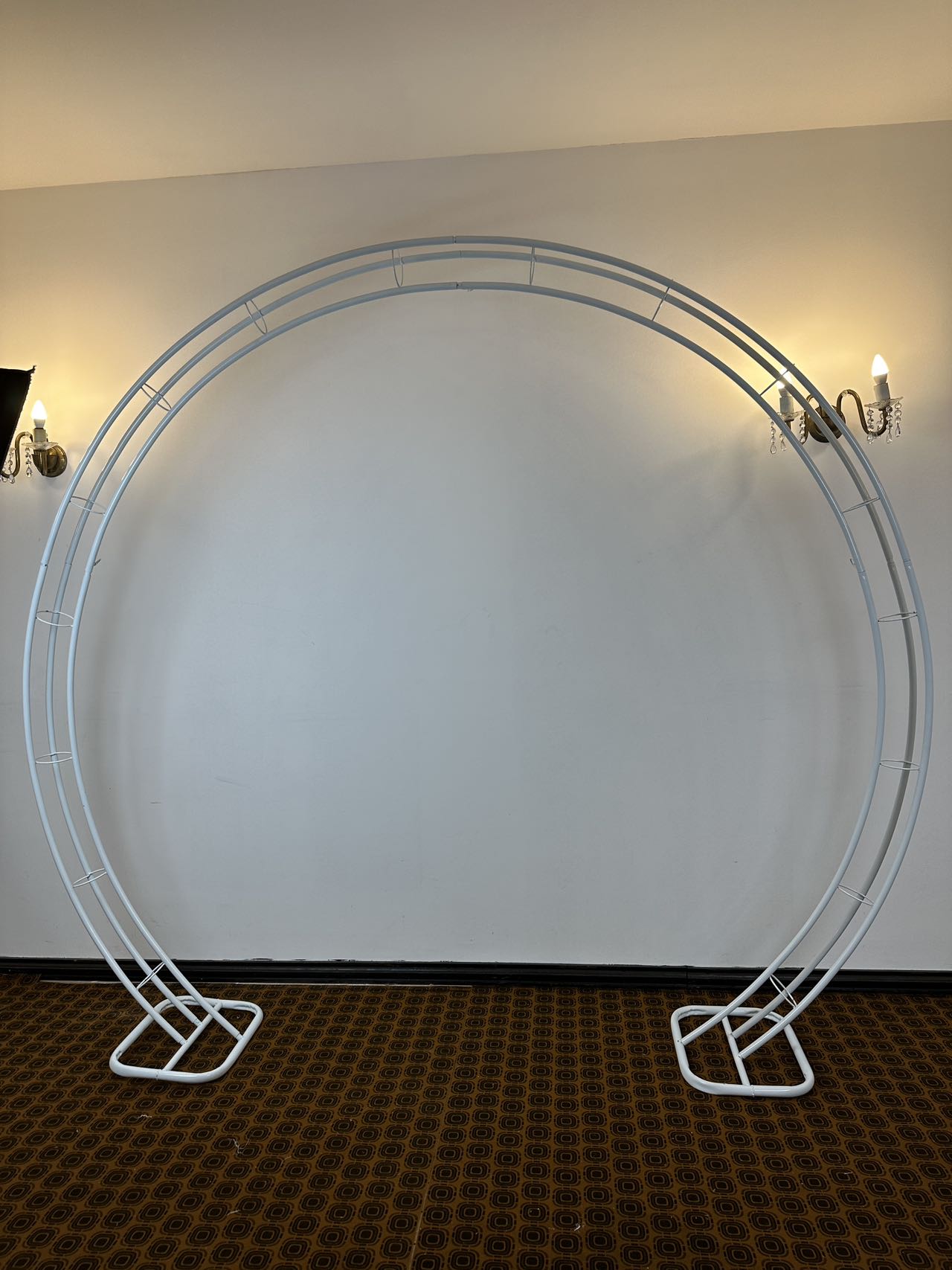 Арка полукръг