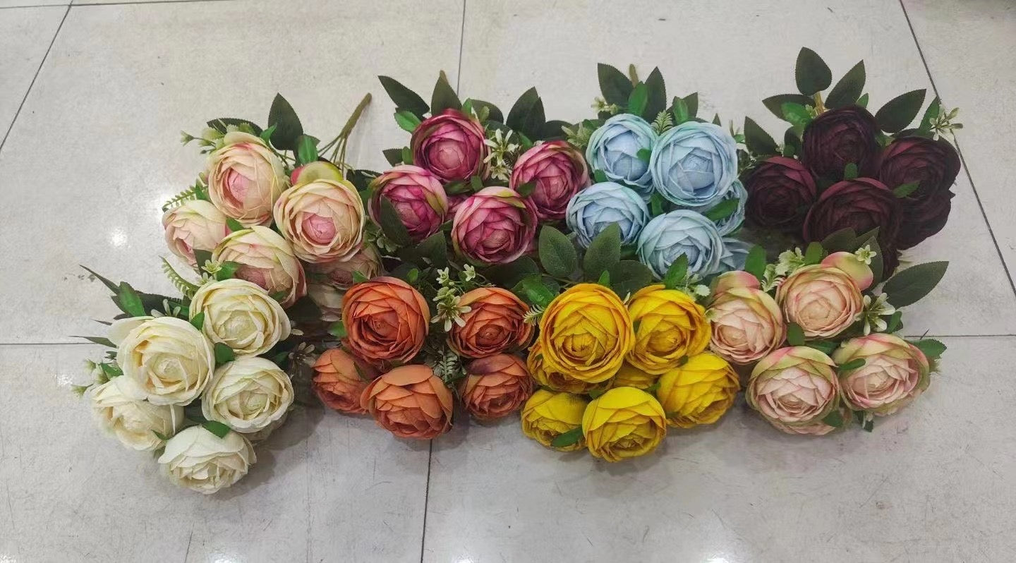 Градинска роза 7 глави праскова