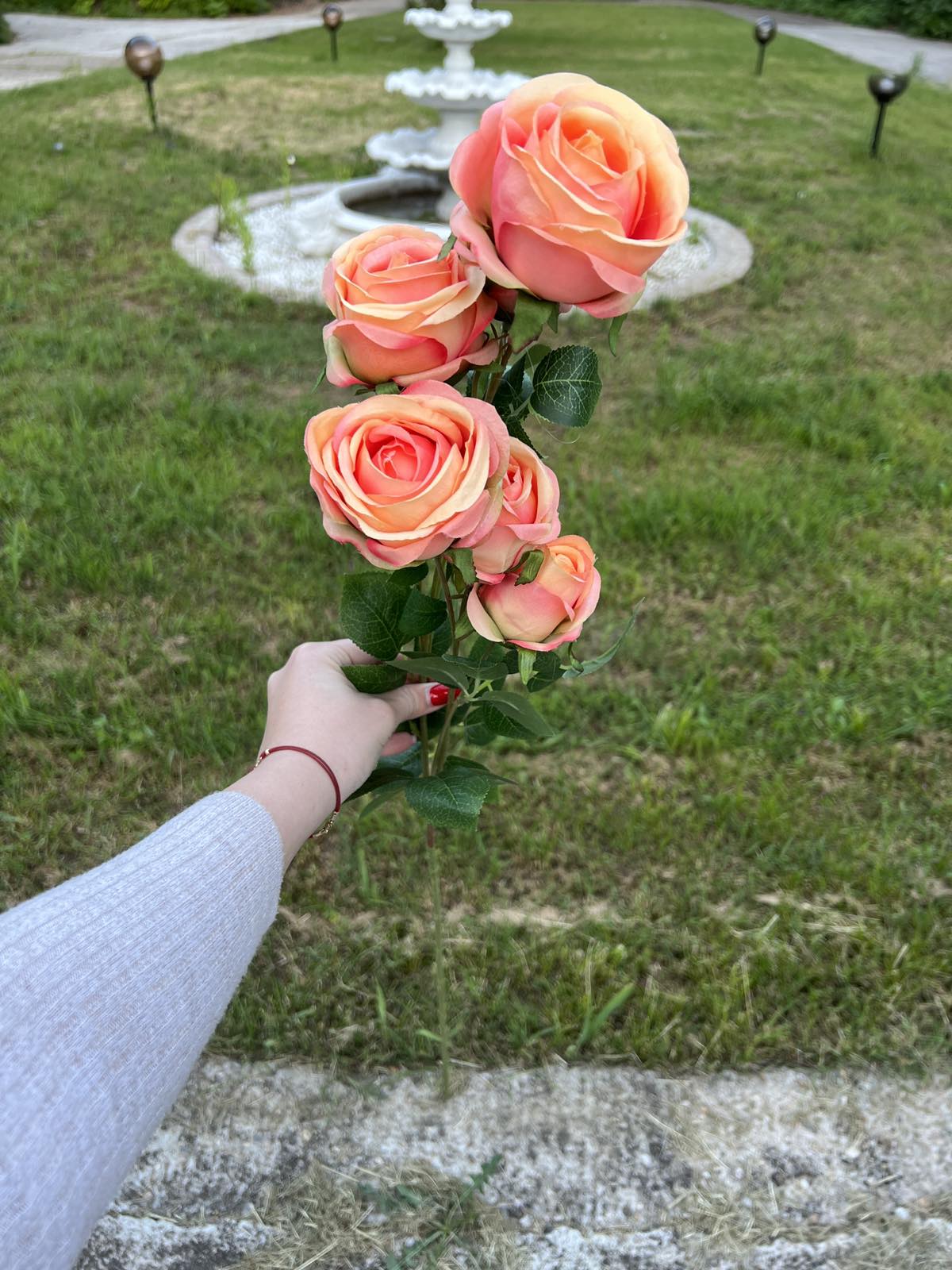 Изкуствена роза 6 глави тъмна праскова